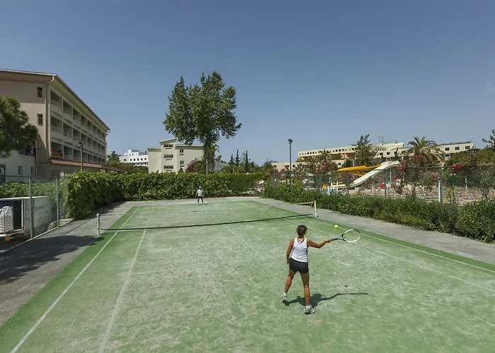 Venus Курортный комплекс 4*