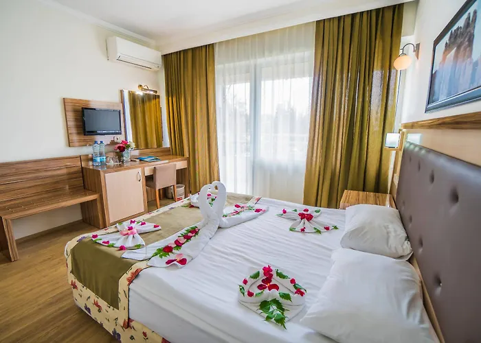 Курортный комплекс Venus 4*